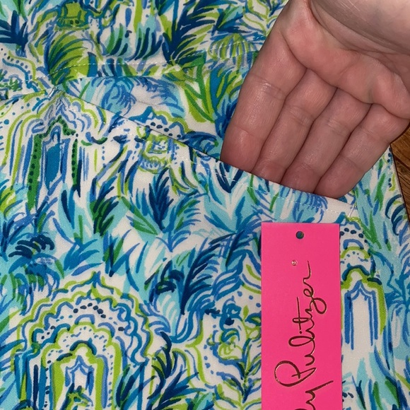 Lilly Pulitzer skort size 14 - Picture 5 of 6